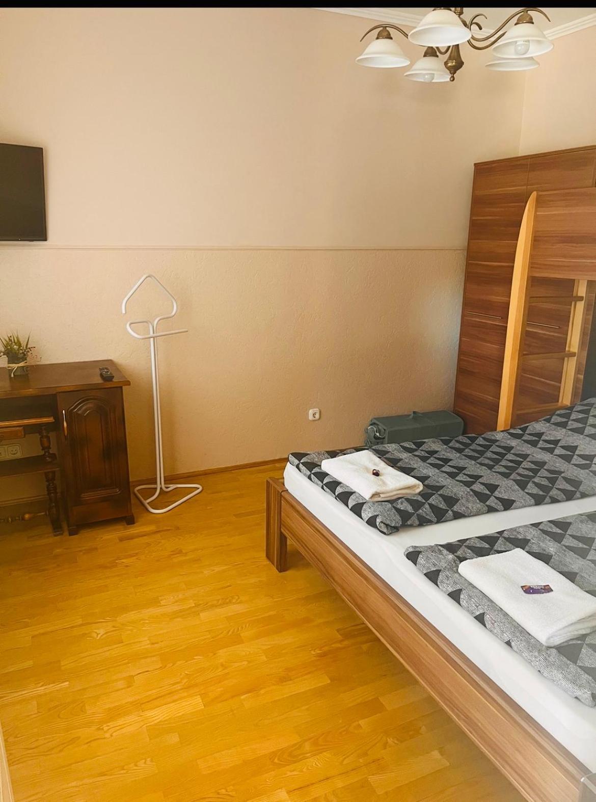 Aqua Azur Apartman Hajdúszoboszló Eksteriør billede