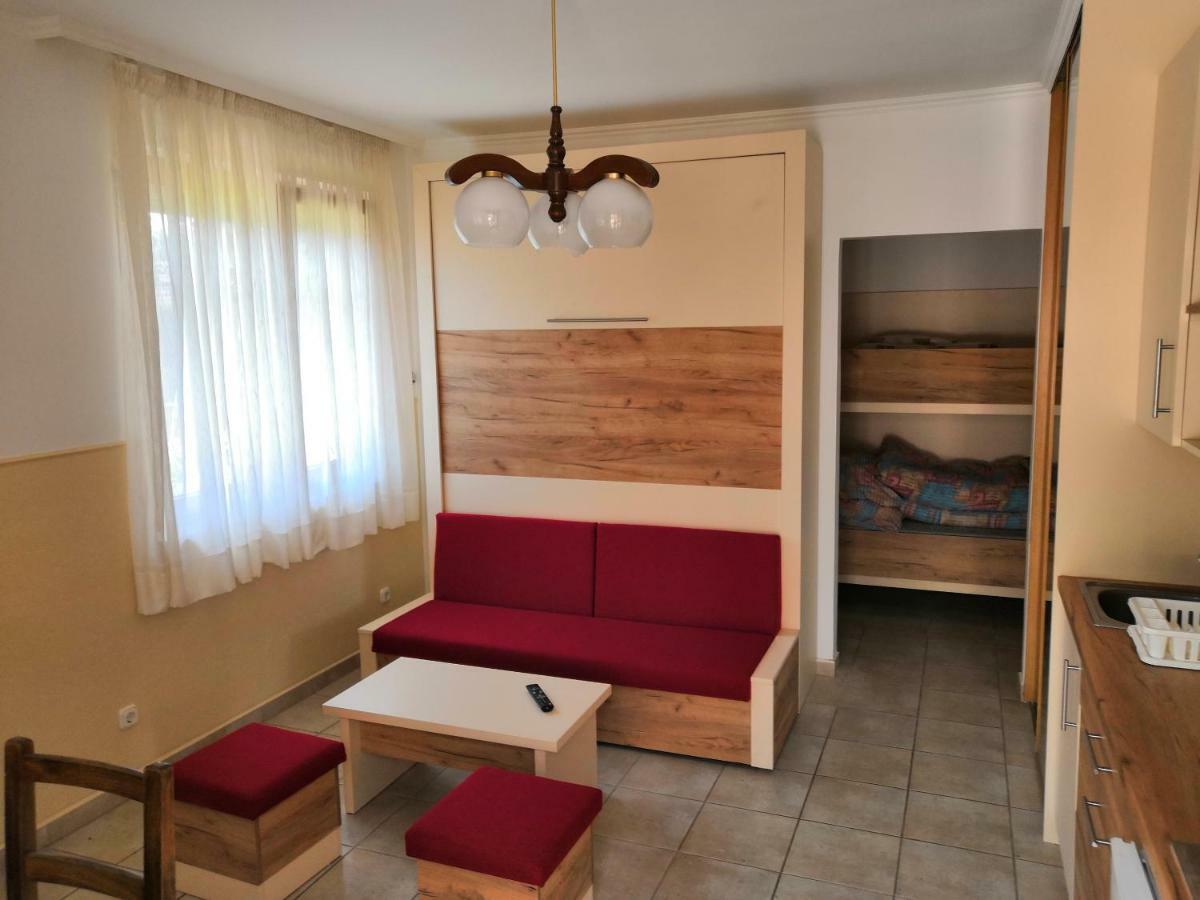 Aqua Azur Apartman Hajdúszoboszló Eksteriør billede